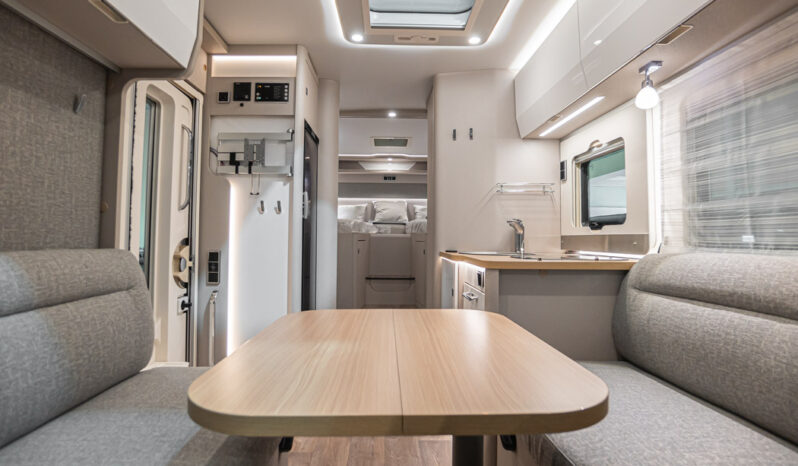 HYMER, Tramp S 685 cheio