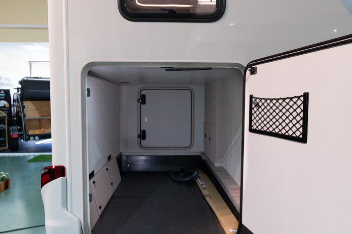 HYMER, Tramp S 685 cheio